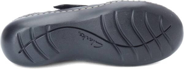 Clarks Women's Ashland Spin Q Loafer - Image 9