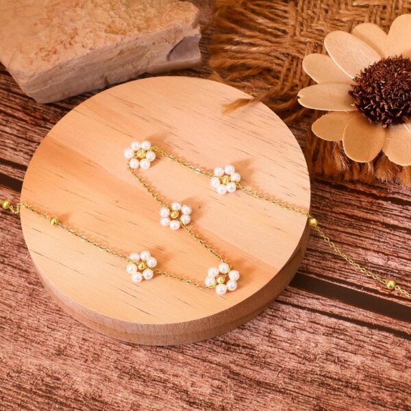 SmileBelle Daisy Pearl Necklace, Dainty Pearl Choker Necklace for Women as Flower Necklace Gift, 14K Gold Plated Stainless Steel Summer Merch as Birthday Gifts for Her Daisy Costume Gift - Image 7